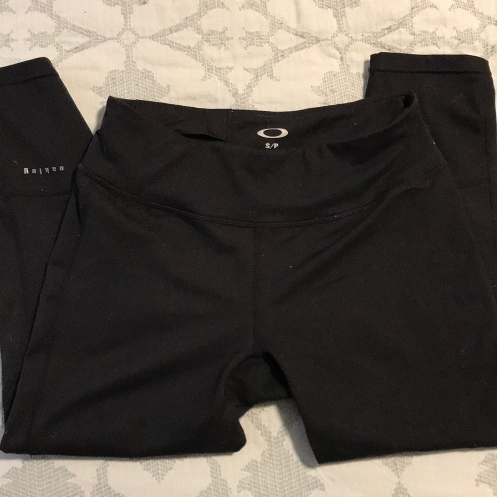 Oakley women’s crop leggings